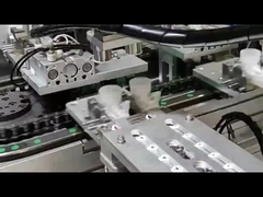 Machine d'assemblage de pulvérisateur à déclencheur