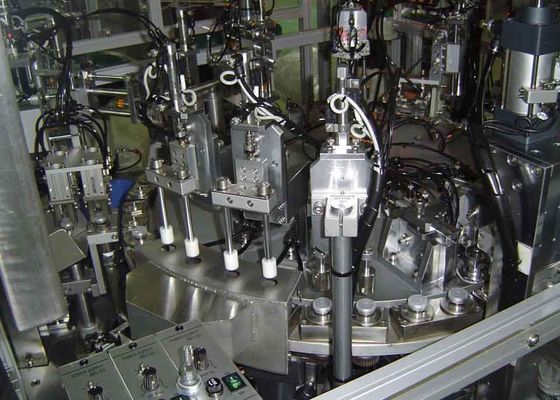 Un bon prix. Machine d'assemblage de produits médicaux à 380 V en ligne