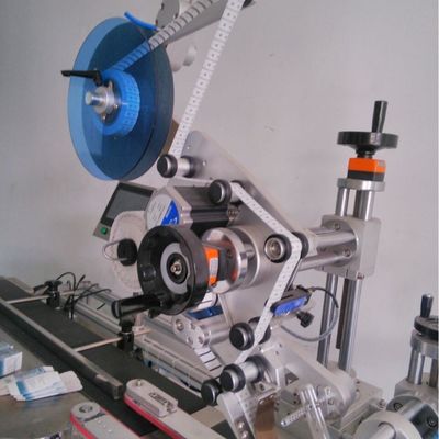 Un bon prix. Servo moteur entraînement machine d'étiquetage automatisée haute flexibilité efficacité énergétique en ligne