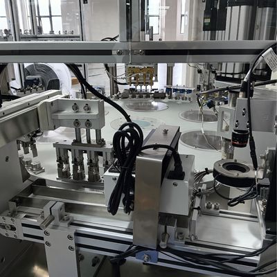 Un bon prix. Machine de soudage par ultrasons non standard d'automatisation en acier inoxydable en ligne