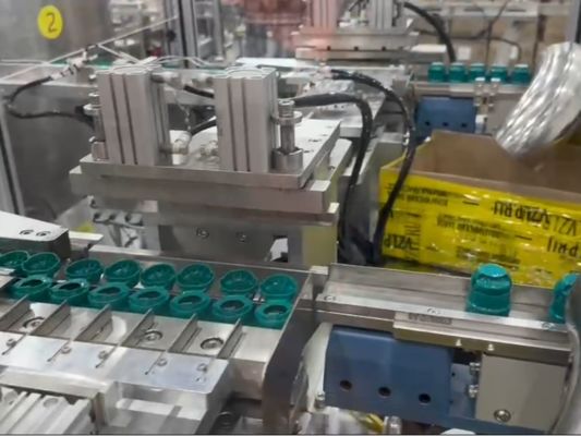 Un bon prix. Machine d'assemblage de bouchons à clapet haute efficacité avec une vitesse de 4500-15000 pièces/heure et un taux de qualification de 99% pour les applications linéaires ou rotatives en ligne