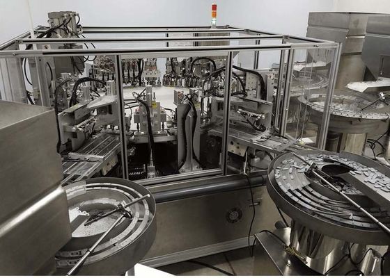 Un bon prix. Automatisation du dispositif de fermeture des bouteilles Système de contrôle PLC en ligne