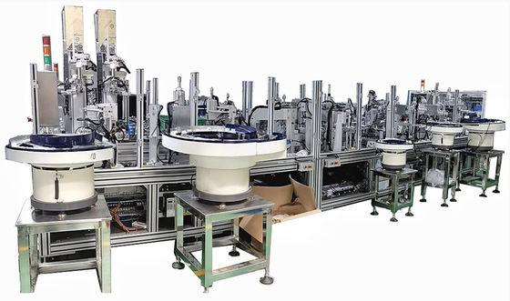 Un bon prix. Cap Assemblage machine de capotement rotatif personnalisée avec rail coulissant linéaire en ligne