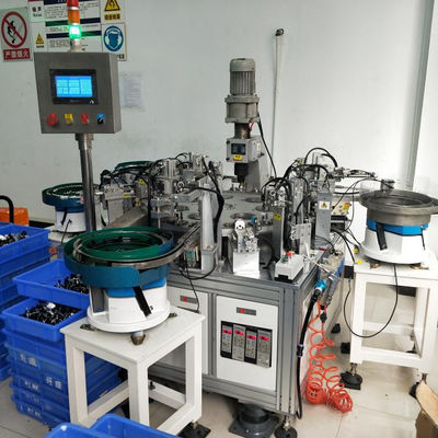 Un bon prix. Machine d'assemblage de matériel contrôlée par PLC 220V Machine d'assemblage automatique en ligne