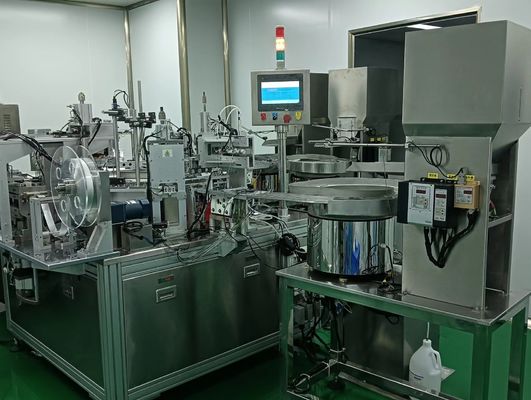 Un bon prix. Machine d'assemblage automatique de produits médicaux pour connecteur d'infusion à capuche à l'iodophor en ligne