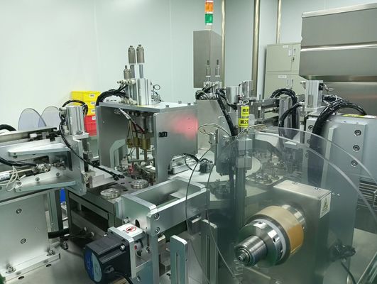 Un bon prix. Machine d'assemblage médical métallique Automatisée Machine électrique de fermeture de bouteilles en ligne