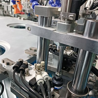 Un bon prix. Couvercle de désinfection Machine automatique de couvercle de bouteille Matériau en acier inoxydable OEM en ligne
