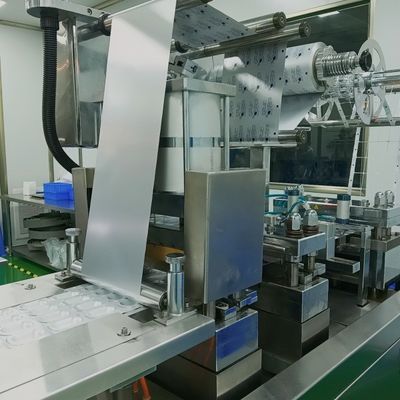 Option de soudage et d'étanchéité automatique avec machine d'assemblage de produits médicaux pour les bouchons d'iodophor et de désinfection