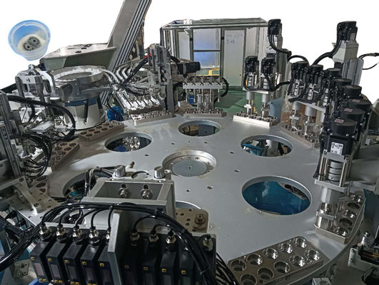 Un bon prix. La fonction d'inspection garantit qu'aucun produit défectueux n'est présent dans une machine d'assemblage Euro Cap qualifiée en ligne