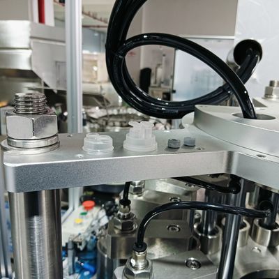 Un bon prix. Machine mécanique à couvercle à double pliage à haute capacité à trois phases et à cinq fils en ligne