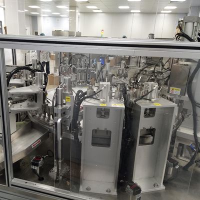 Un bon prix. La machine de soudage par ultrasons a un entraînement stable, en acier inoxydable, une bonne qualité de l'équipement, des coûts d'entretien relativement faibles dans les étapes ultérieures en ligne