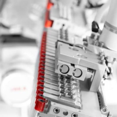 Ligne de montage intelligente de tubes de prélèvement sanguin (ajout de médicaments, séchage)