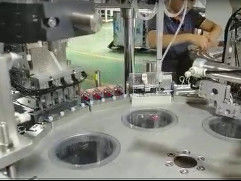 Un bon prix. La machine d'assemblage de la casquette de désinfection mini Lodine peut être personnalisée selon les exigences du client, en acier inoxydable, équipement de bonne qualité en ligne