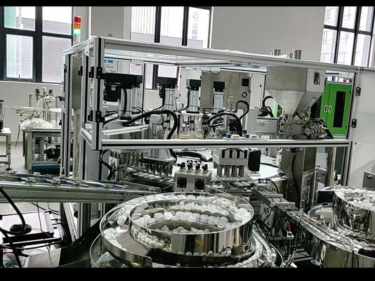 Un bon prix. Machine de remplissage automatique non standard avec sécheur, haute configuration, grande capacité et fonctionnement stable. en ligne