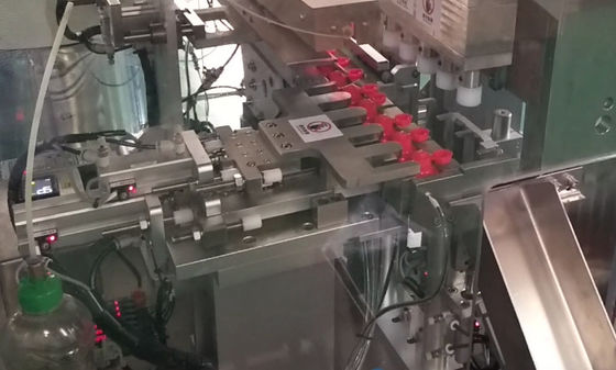 Un bon prix. Machine d'assemblage entièrement automatique pour les besoins quotidiens pour les lignes de moulage par injection en ligne