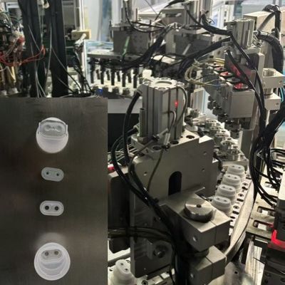 Machine d'assemblage de capuchon euro de haute précision et de qualité pour l'assemblage automatique de capuchons en papier peel facile pour les sacs et les bouteilles de perfusion intraveineuse