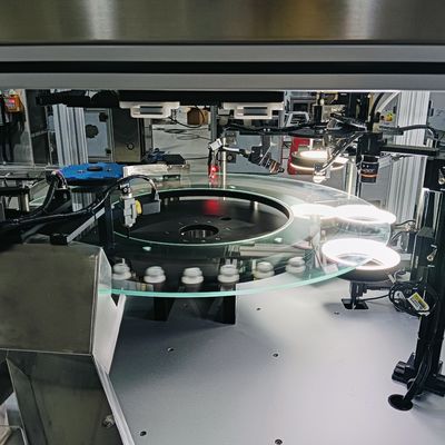 Un bon prix. Machine d'inspection d'image avec une grande capacité et une grande vitesse pour détecter les défauts d'apparence du produit en ligne