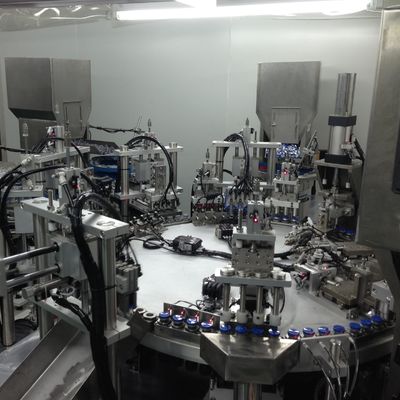 Machine d'assemblage du capuchon du sécheur avec un taux de satisfaction de 99%