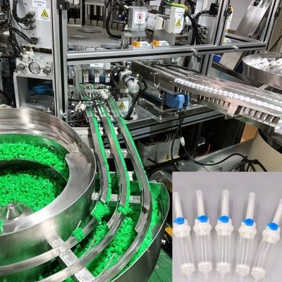 Un bon prix. Machine d'assemblage de produits médicaux avancée et personnalisable pour les gouttes intraveineuses avec inspection et solutions en fibre optique en ligne