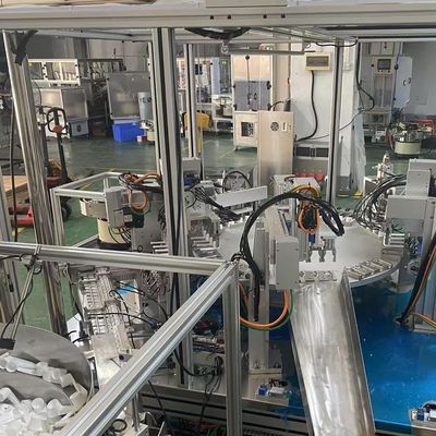 Un bon prix. Technologie de processus d'assemblage de la machine de tête de pompe automatisée non standard Taux de qualification élevé en ligne