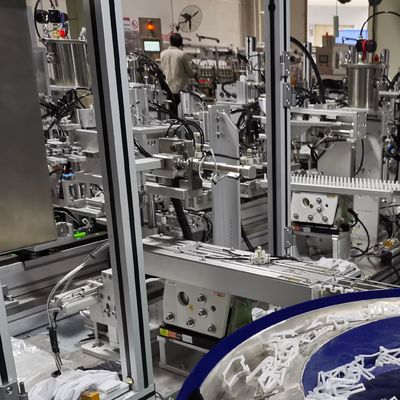 Machine d'assemblage automatique de la tête de pompe à pulvérisation non standard