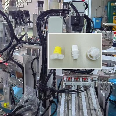 Un bon prix. Machine à vis automatique à capuche non standard d'alimentation de disque vibrant divisé en directions type de rotatif fonctionnement en ligne