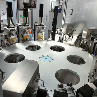 Un bon prix. Machine automatique de remplissage pour bouchons de déshydrants Disque vibrant alimenté avec couvercle insonorisé, faible bruit en ligne