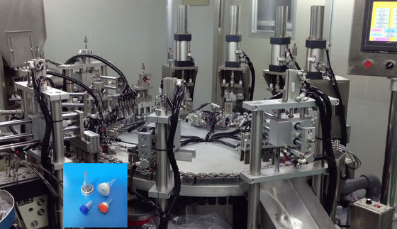 Un bon prix. La machine d'assemblage automatique des ports de pointe et des ports d'injection des sacs IV en ligne