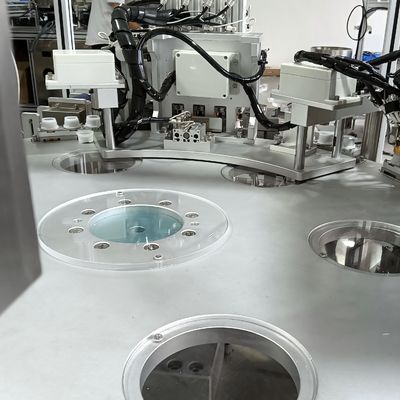 Un bon prix. Machine d'assemblage automatisée pour bouchon de film d'infusion, film d'aluminium facile à déchirer, bonne fermeture en ligne