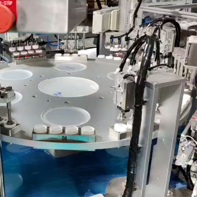 Un bon prix. Machine d'assemblage de bouchons CRC avec servomoteur et production à haute vitesse en ligne
