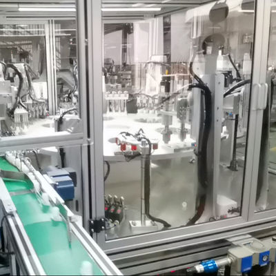Un bon prix. Machine d'assemblage automatique de capuchon à gelée avec servo-moteur + unité réductrice, système de commande PLC et interface HMI à écran tactile pour une haute précision en ligne