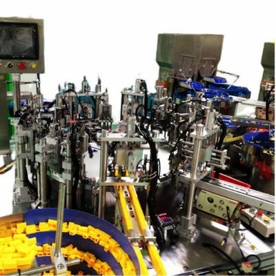 Un bon prix. Ligne de production de lancettes de sécurité automatiques avec différentes longueurs et calibres d'aiguilles et garantie d'un an en ligne