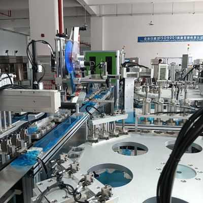 Machine d'assemblage de gobelets d'urine automatisée non standard avec interface bilingue et fonctionnement convivial pour une vitesse de production personnalisable