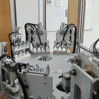 Un bon prix. Machine d'assemblage de bouchon de séchoir polyvalent avec protection contre l'humidité et haute précision pour les besoins quotidiens en ligne
