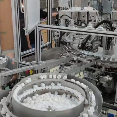 Machine d'assemblage de capuchon à sécheuse avec taux de satisfaction de 99%, contrôle PLC et détection par capteur photoélectrique pour lignes de production automatisées